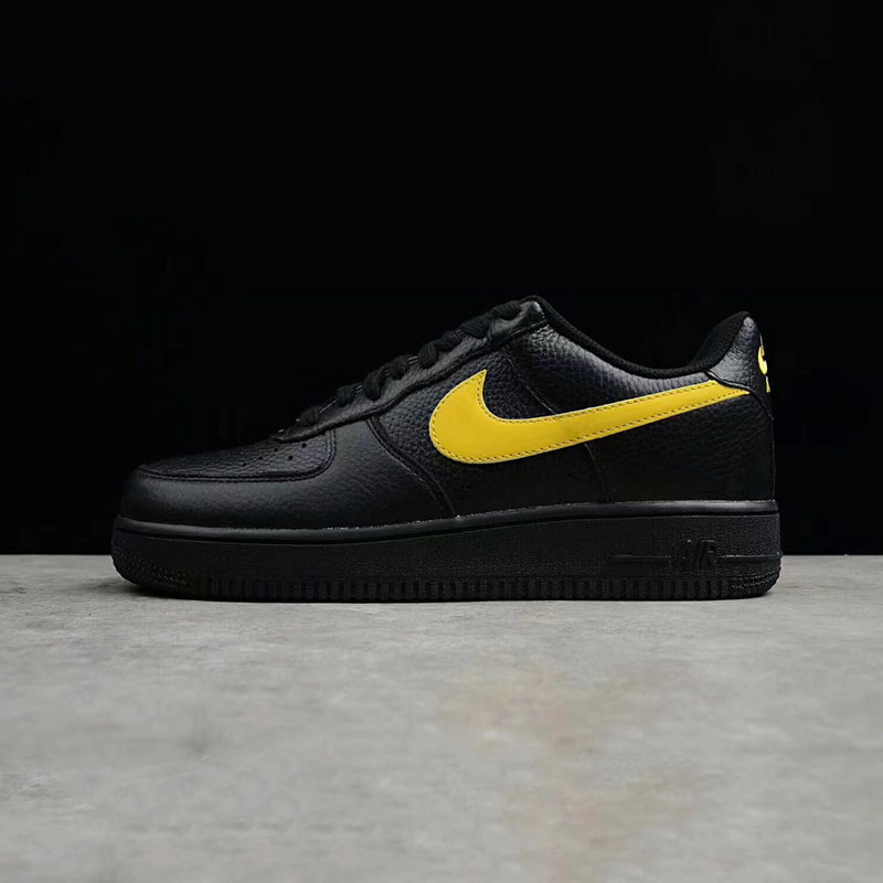 yeezy椰子鞋700一般多少钱